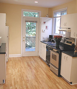 clutter free kitchen has a whole new look