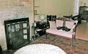 Living Room before home staging